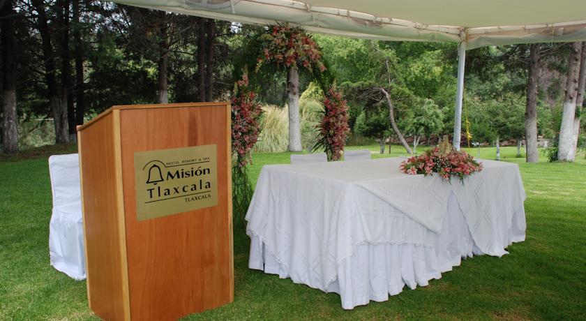 Hotel Mision Tlaxcala Santa María Atlihuetzián Exterior foto